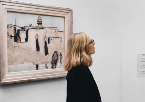 The Difference Between Public and Private Art Galleries